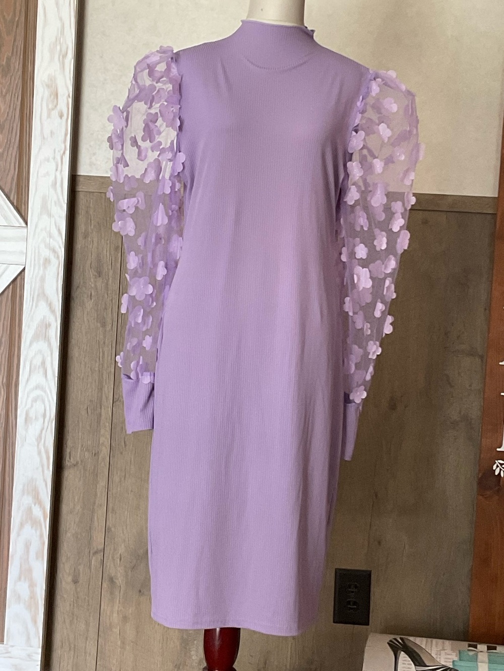SHEIN Lilac Long-Sleeve Midi Dress with Sheer Floral Puff Sleeves**Fits Like 1X - Picture 8 of 11